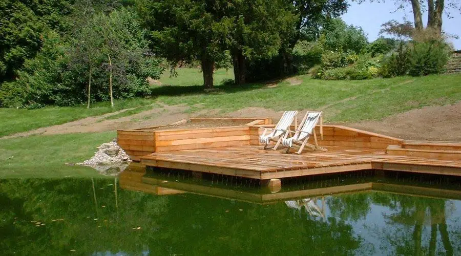 20 Floating Deck Design Ideas – Backyard Patios and Decks